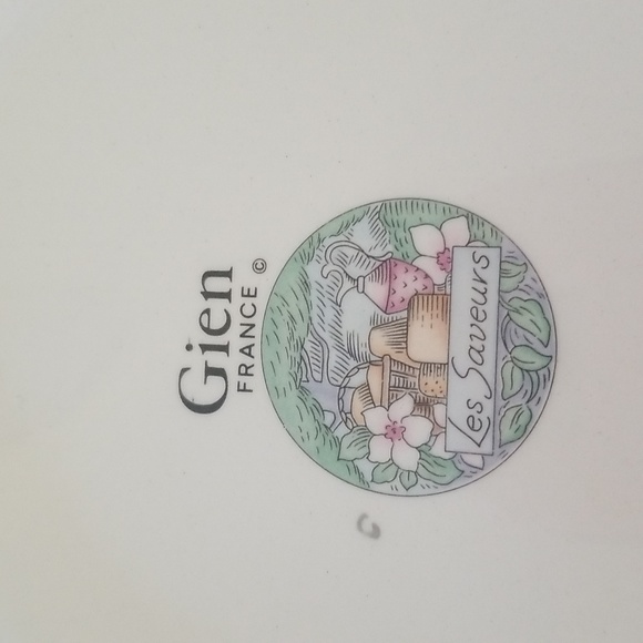 Les Fromages Cheese Plate from France - Picture 5 of 7